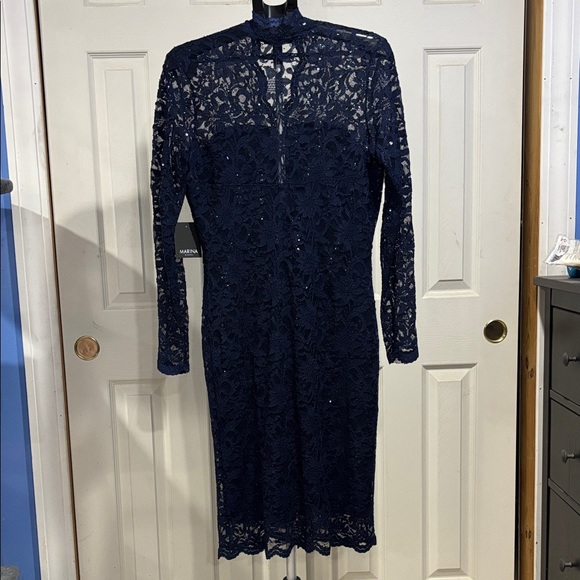 MARINA NWT Elegant Navy Long Sleeve Lace Dress - Picture 2 of 11